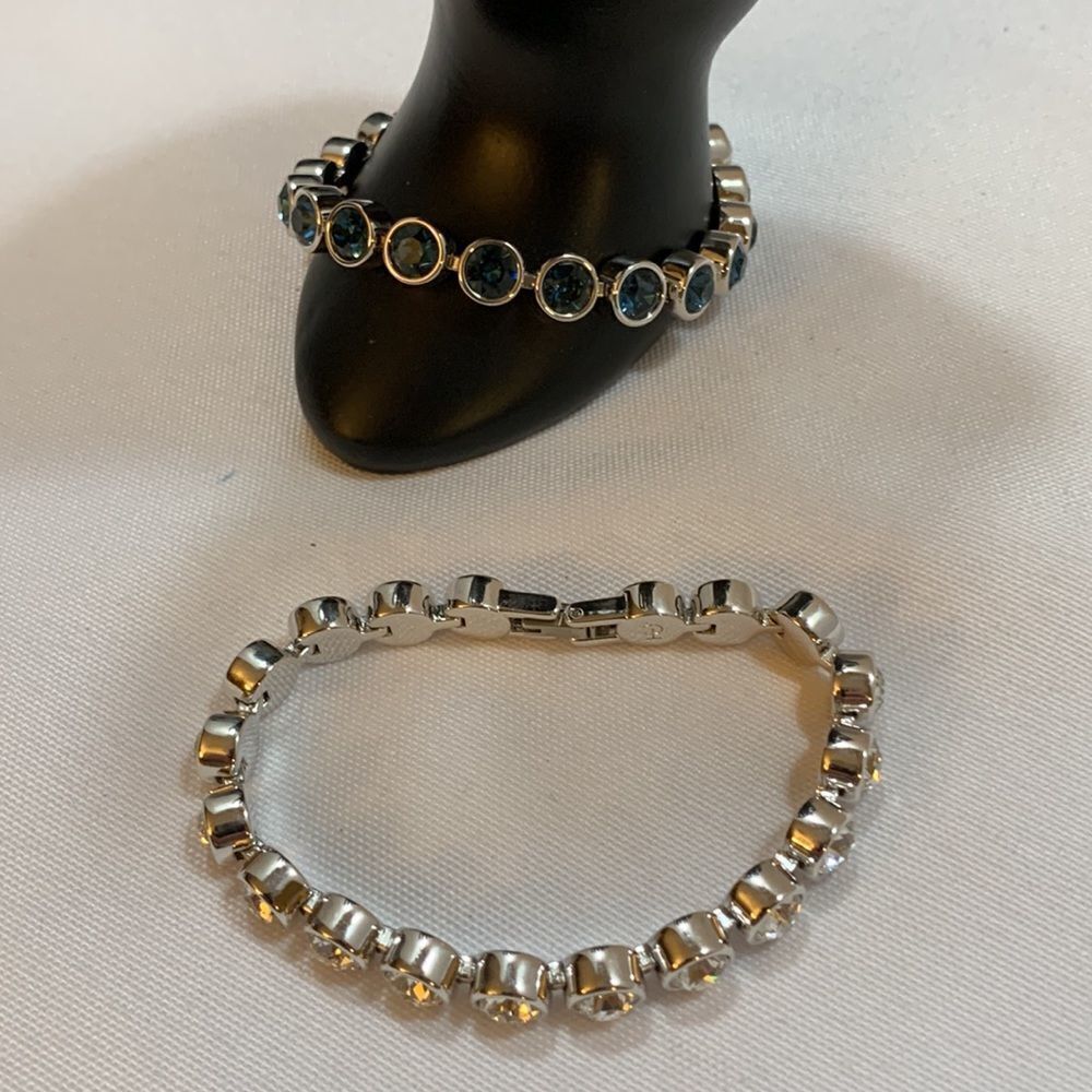 Swarovski Touchtone Crystal bracelet.  Crystal (blue has sold) - Picture 4 of 7